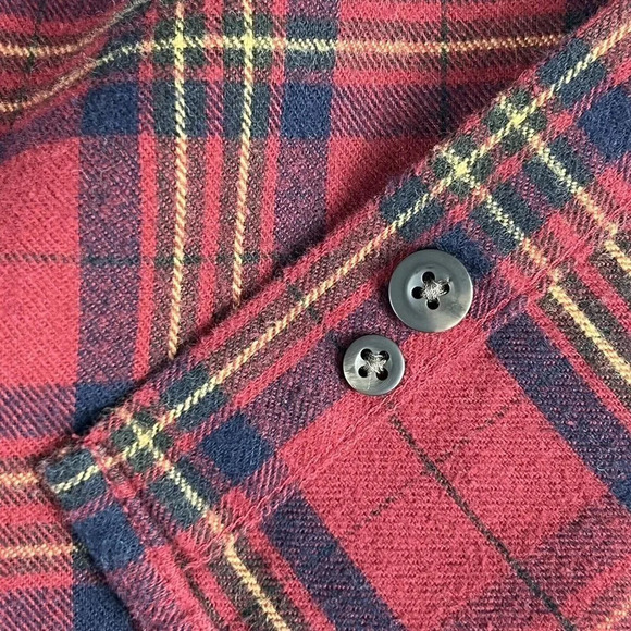 L.L. Bean Long Sleeve Flannel Mens XL Reg 100% Cotton Red Multicolor Button Down - Picture 3 of 7
